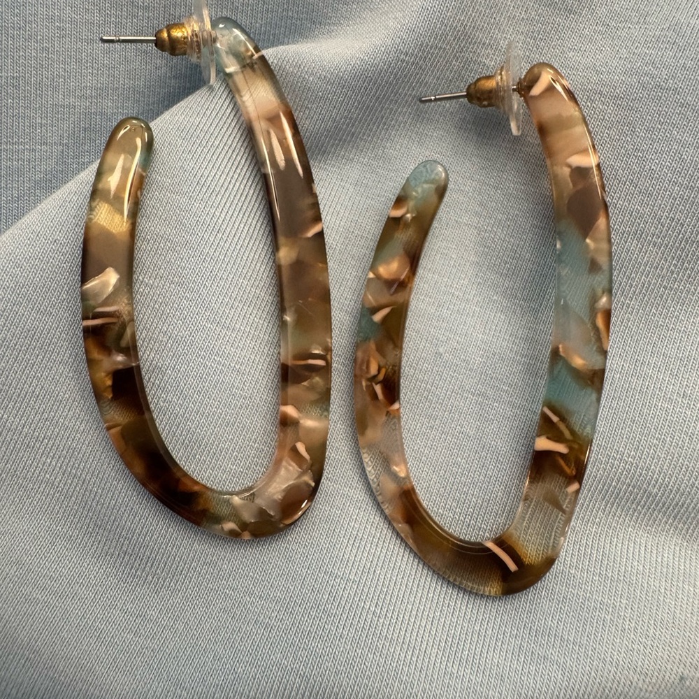 Tortoiseshell Oval Hoop Earrings - Brown, Cream, & Aqua Resin